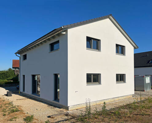 Einfamilienhaus mit Doppelgarage in Lupburg