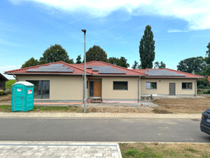 holzhausbau zweifamilienhaus doppelgarage sonderhofen (7)